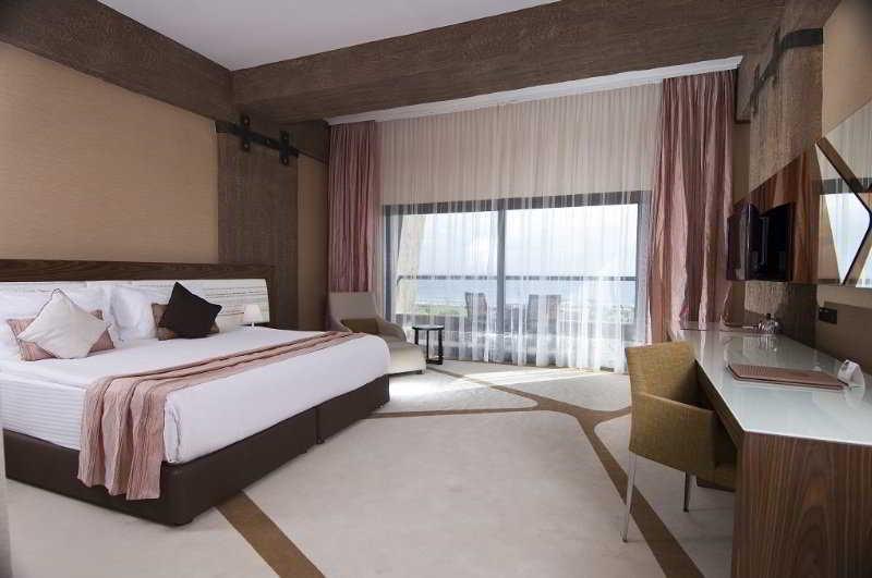 Noah'S Ark Deluxe Hotel Vokolidha ภายนอก รูปภาพ